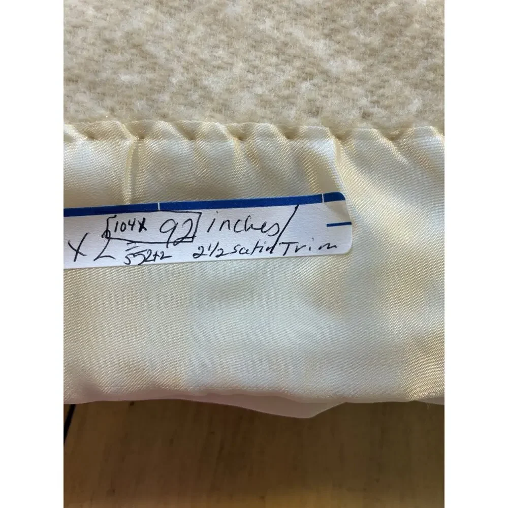 Vtg Faribo Mill King Blanket Cream Acrylic Cotton Satin Trim 92x105 USA 1970s